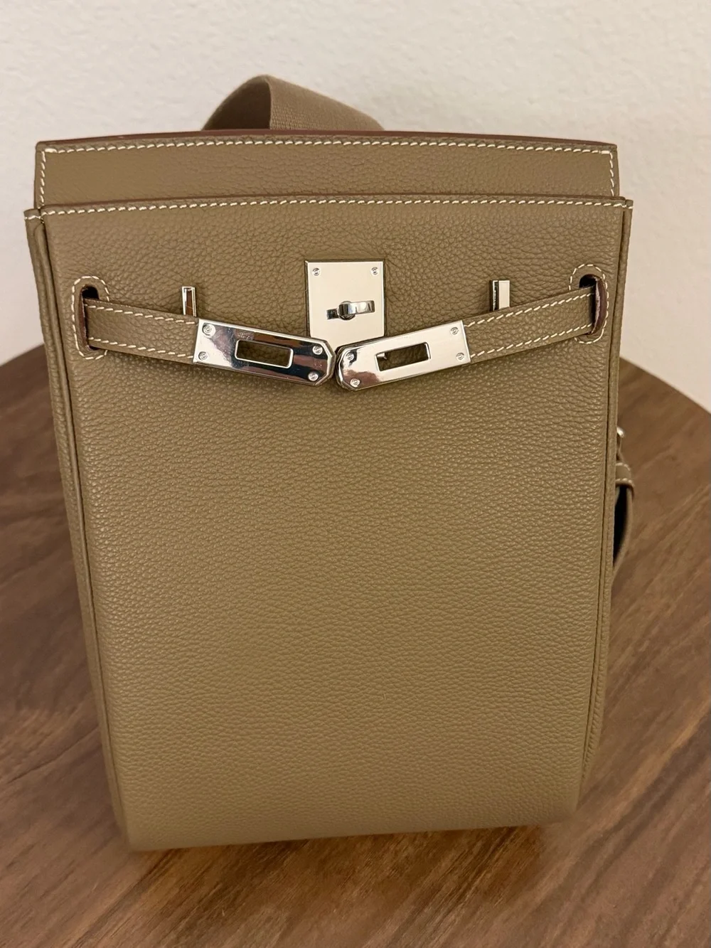 Taupe Leather Crossbody Bag with Silver Hardware - Unbranded